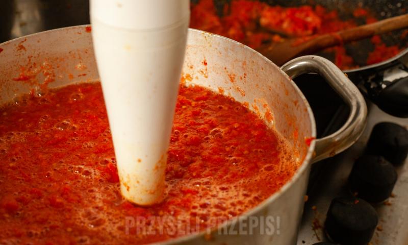 Zagęszczanie zup mąką