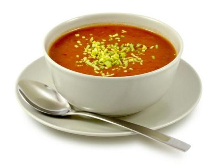 Zagęszczanie zup śmietaną