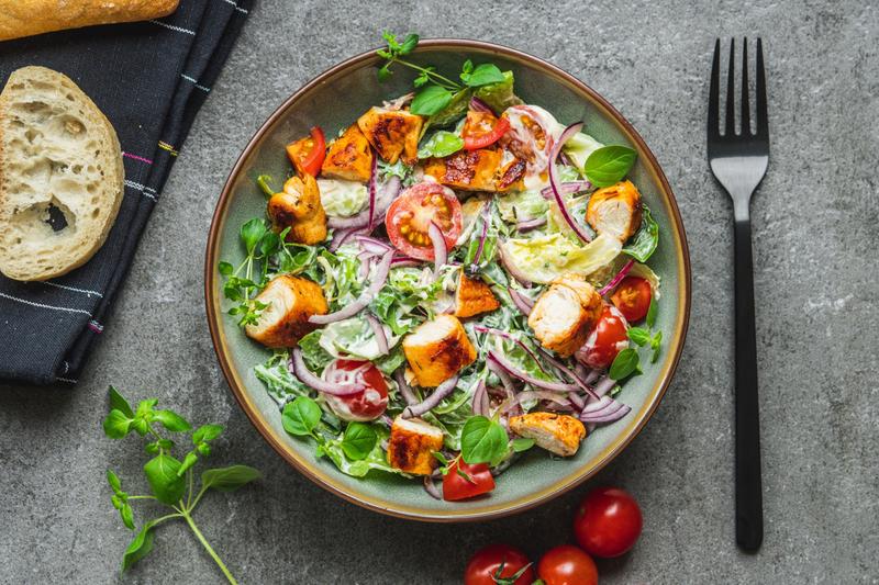 Zdrowe sosy do sałatek