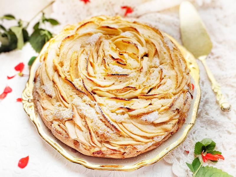 Odkryj smak pysznego ciasta z marmoladą jabłkową – sprawdzone przepisy na idealne wypieki