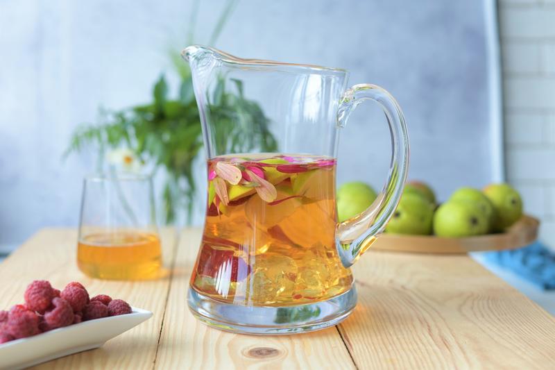 Zawsze orzeźwiająca: domowy przepis na pyszną mrożoną herbatę