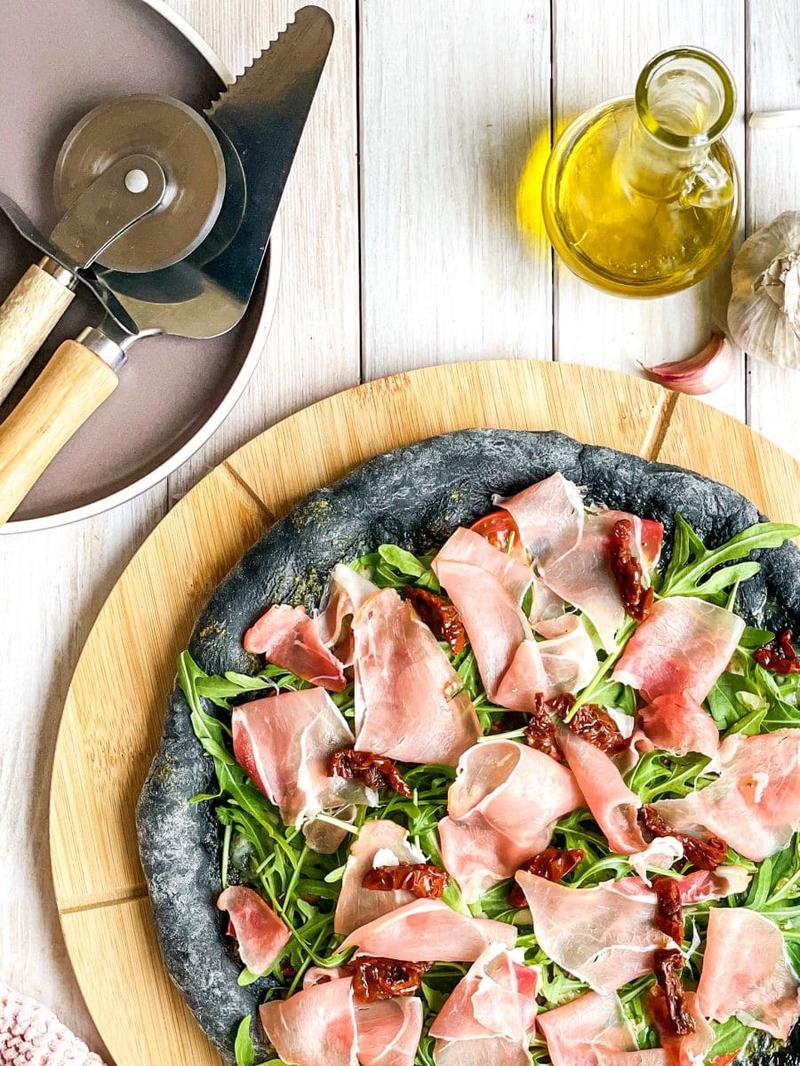 Prosty przepis na pizzę