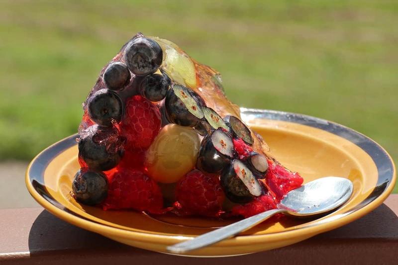 Przepisy na ciasta z galaretką