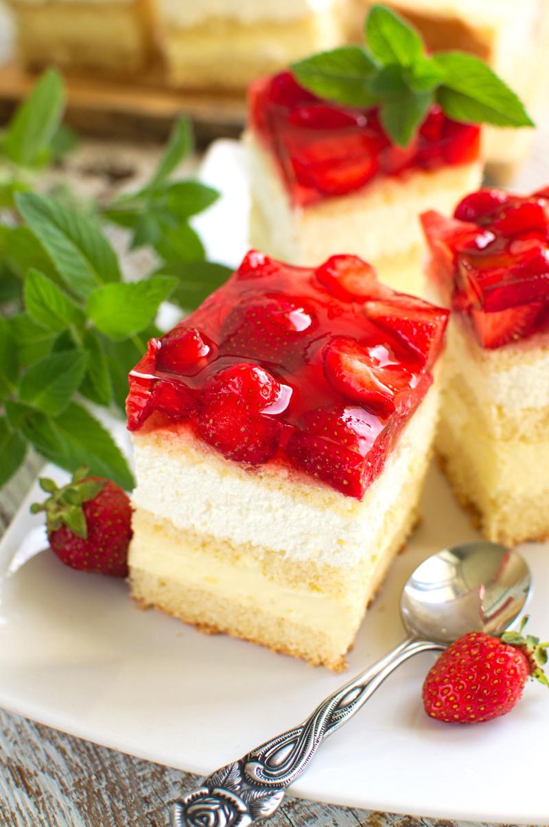 Sezonowe truskawkowe wypieki