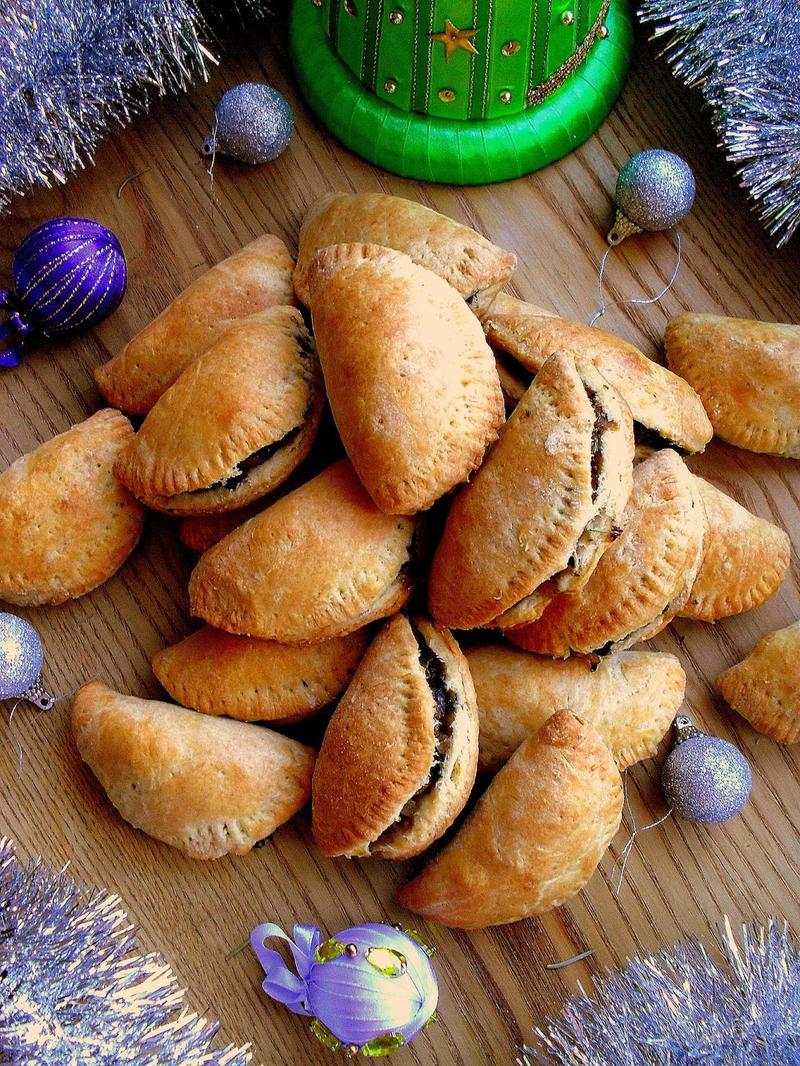 Paszteciki z ciasta francuskiego