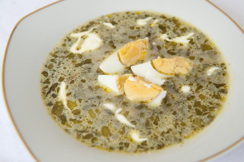 Przepisy na zupę szczawiową