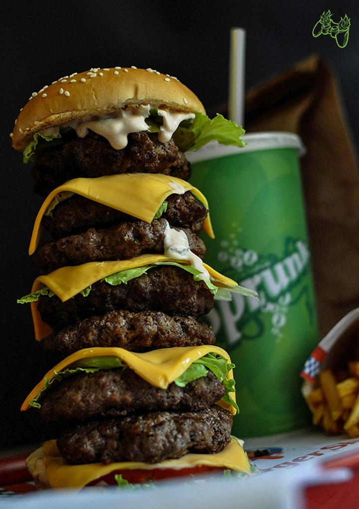 Techniki smażenia burgerów