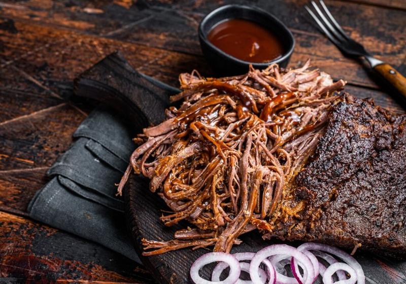 Pyszna szarpana wołowina – prosty przepis na doskonałe danie krok po kroku