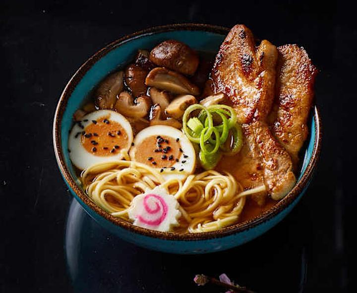 Składniki zupy ramen