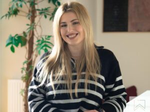 Pyszne ciasto Snickers według Aleksandry – prosty przepis na idealny deser