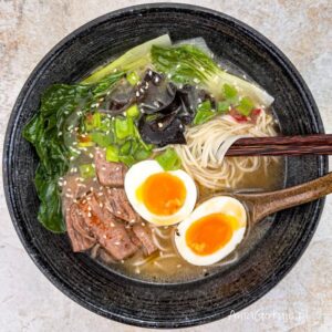 Ramen zupa – odkryj tajemnice japońskiej kulinarnej perełki