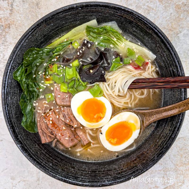 Ramen zupa – odkryj tajemnice japońskiej kulinarnej perełki