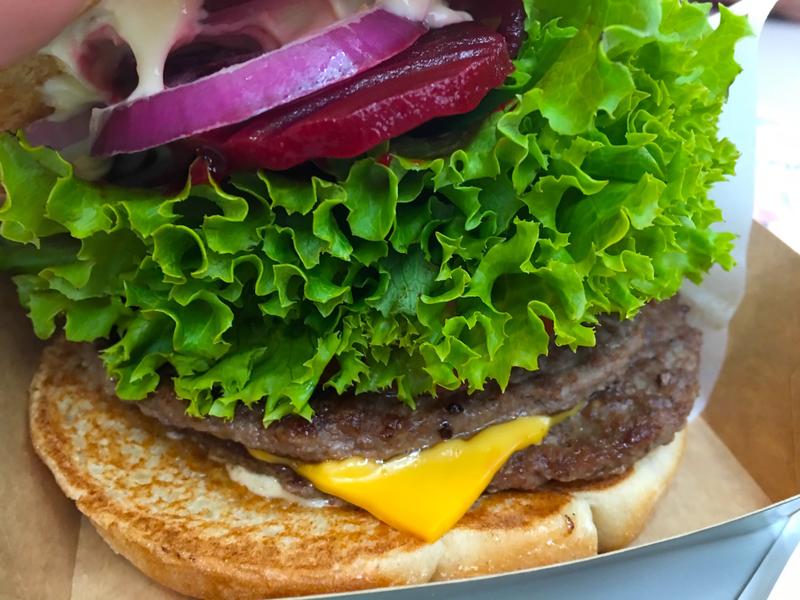 Najlepsza sałata do burgera