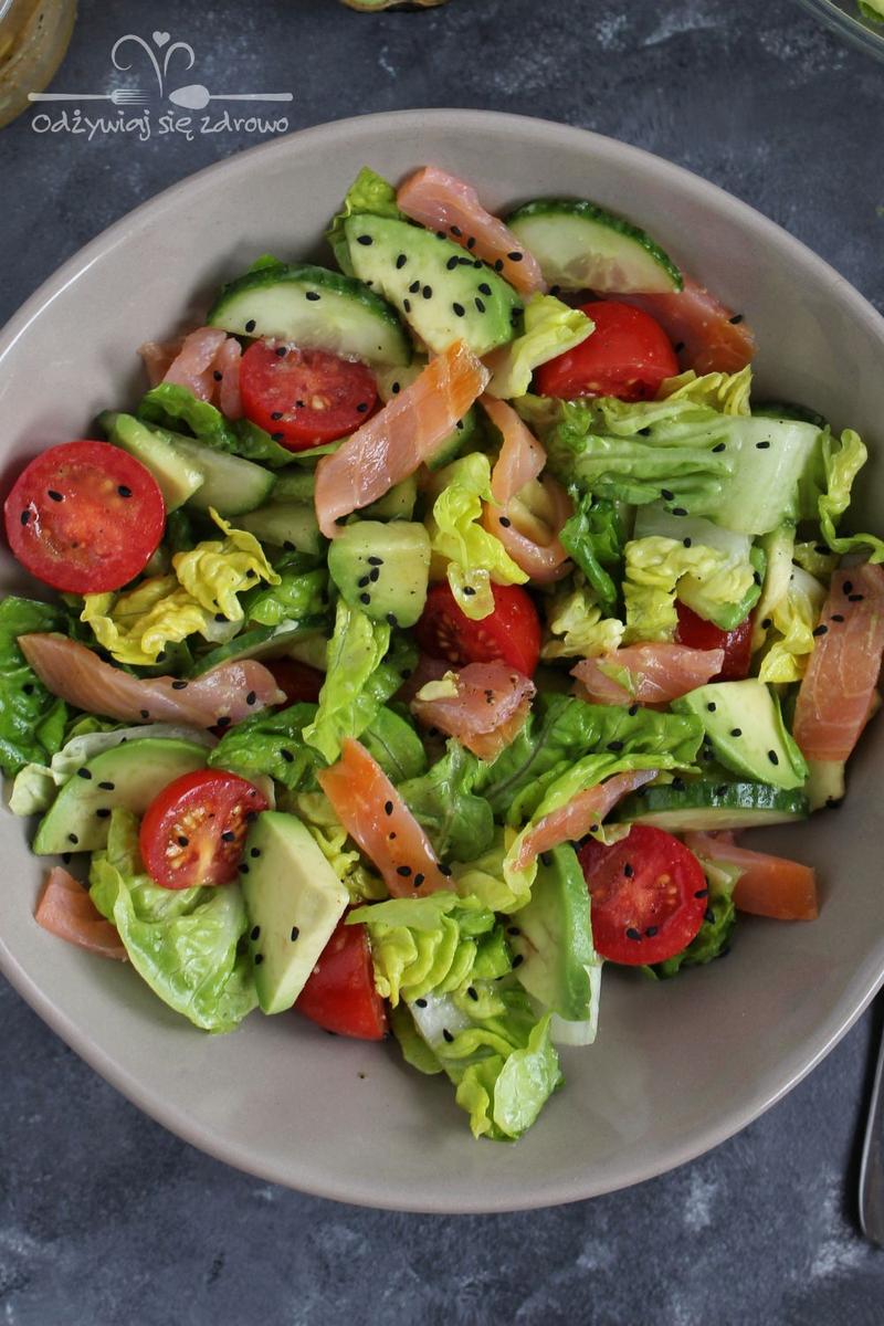 Sezonowe składniki sałatek