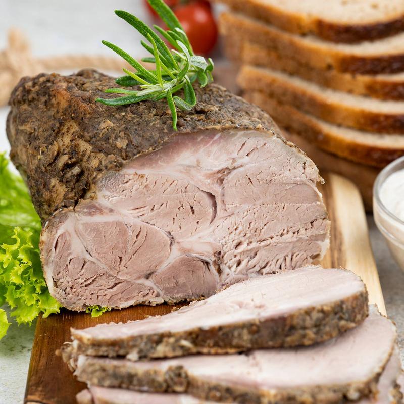 Jak właściwie piec karkówkę w piekarniku? Czas i temperatura w zależności od wagi mięsa