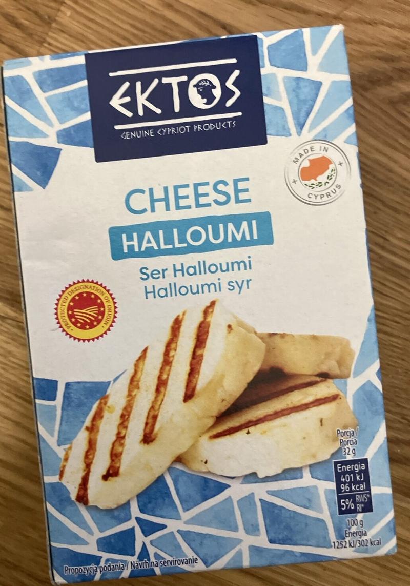 Halloumi z owocami i granatem