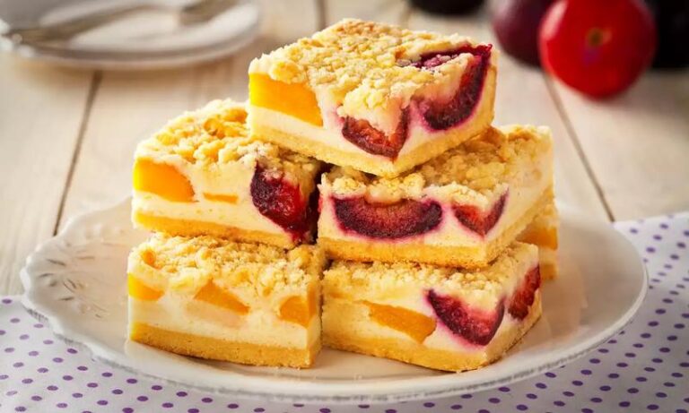 Pyszne i tanie ciasto z owocami – szybki przepis na domowy deser dla każdego